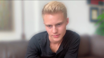 Jameselliot66  15-07-2021 video ridedildo